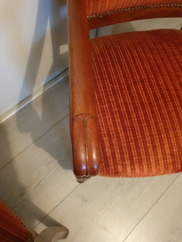 Paire de fauteuils en acajou époque Restauration 1820-1830