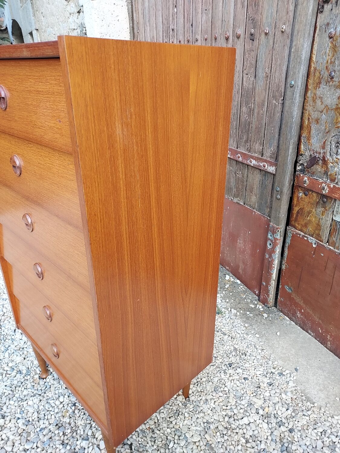 Teak chiffonier