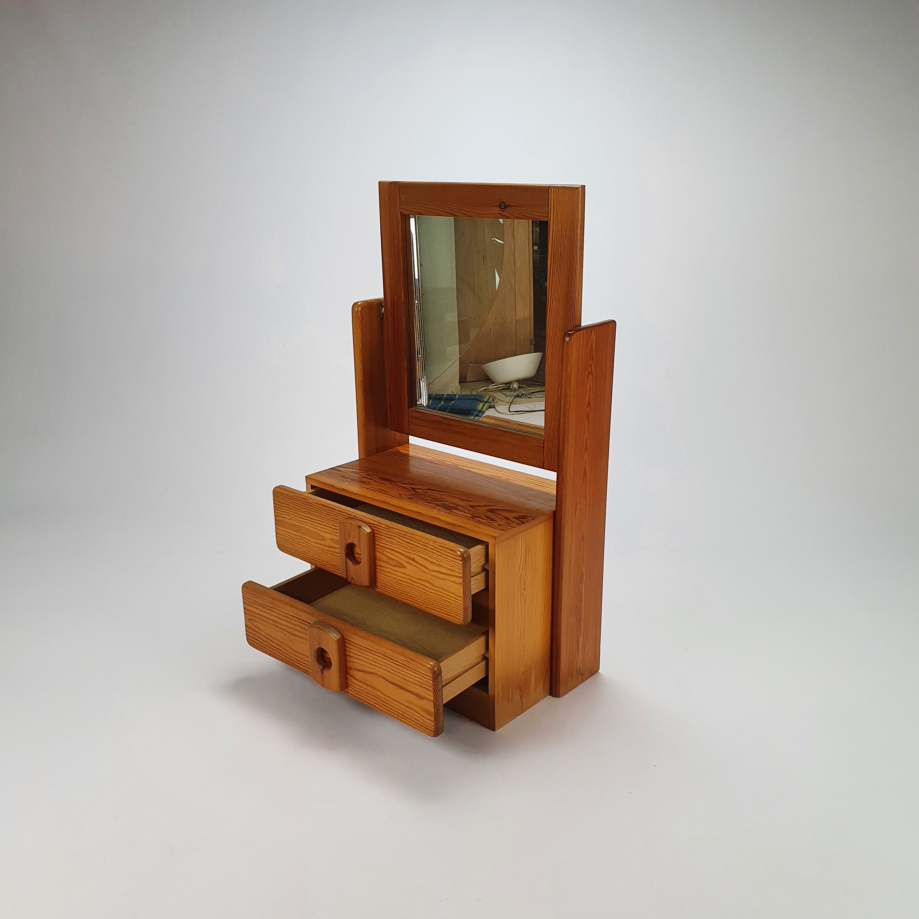 Maison regain pine dresser, 1970s