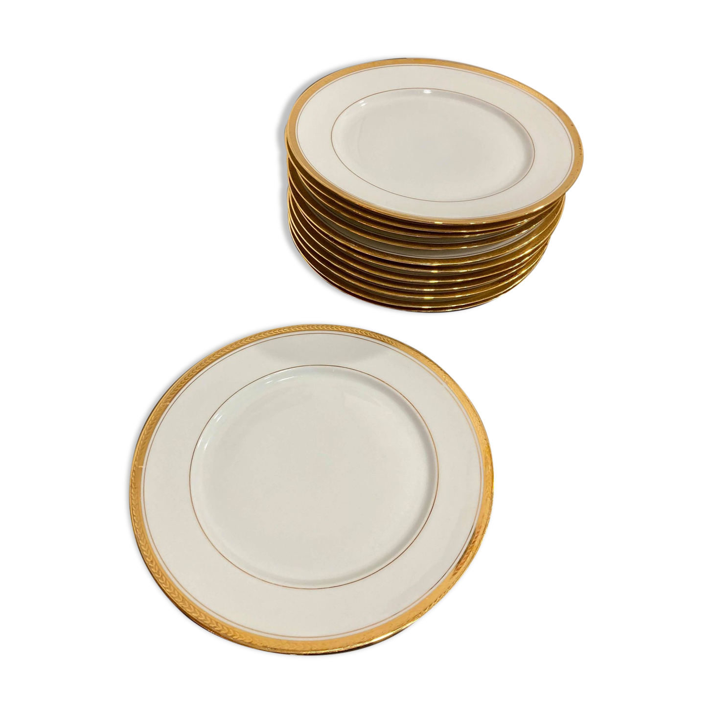 Lot de 12 assiettes en porcelaine de Limoges PCVB