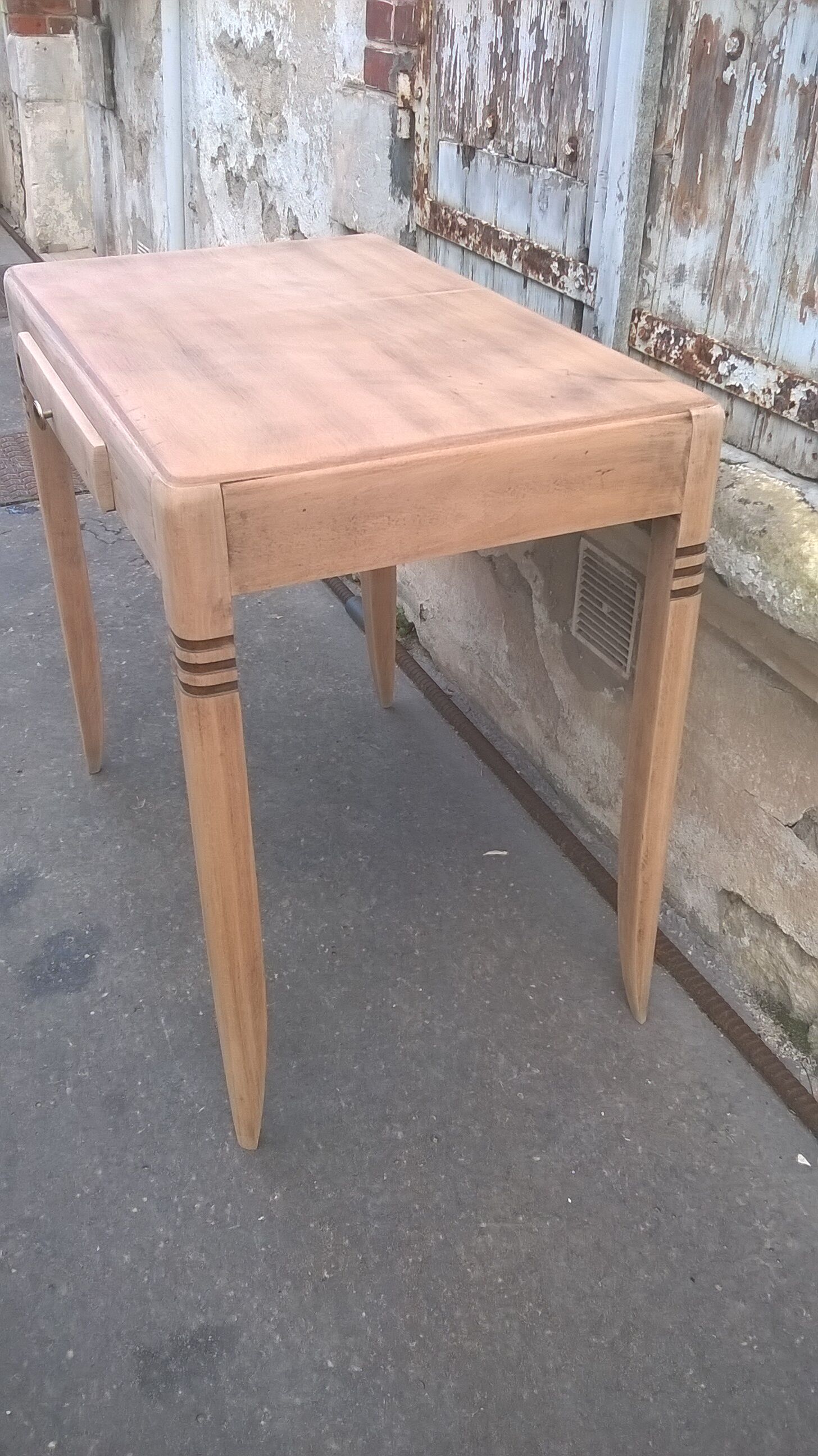 Children's desk year 60