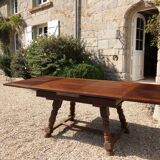 Oak table with extensions