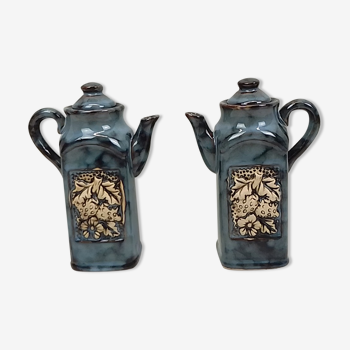 Oil and vinegar set in blue marbled style ceramic