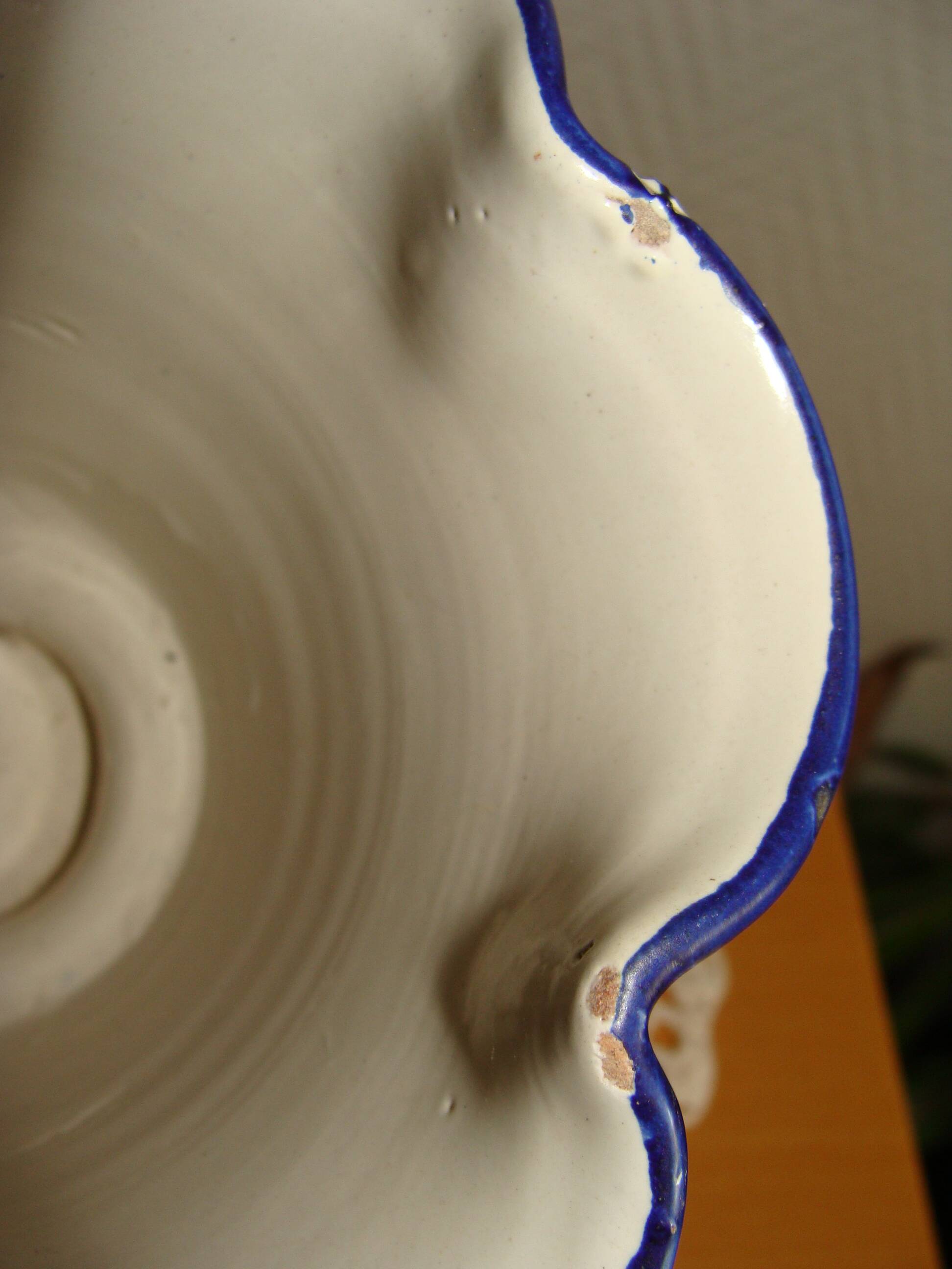 Vintage Italian tulip vase