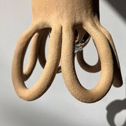 Suspension in the shape of a flower made of handcrafted ceramic, raw red stoneware mid-century.