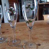 8 flutes à champagne en cristal perrier jouet