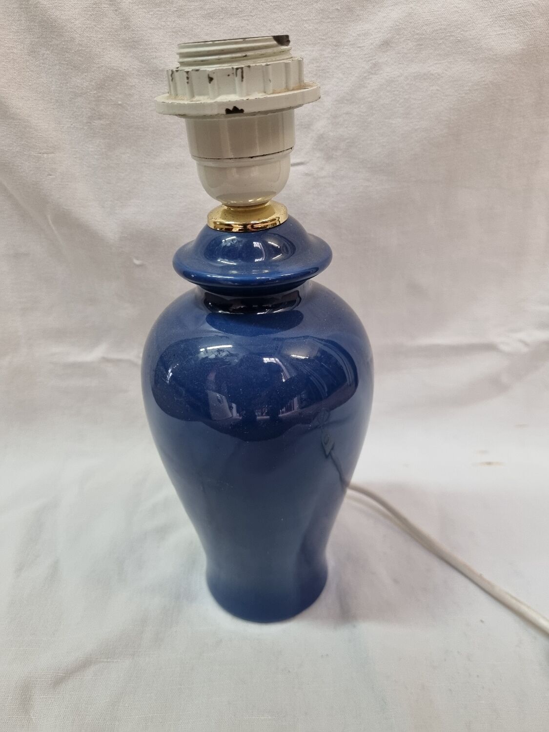 Blue ceramic lamp base