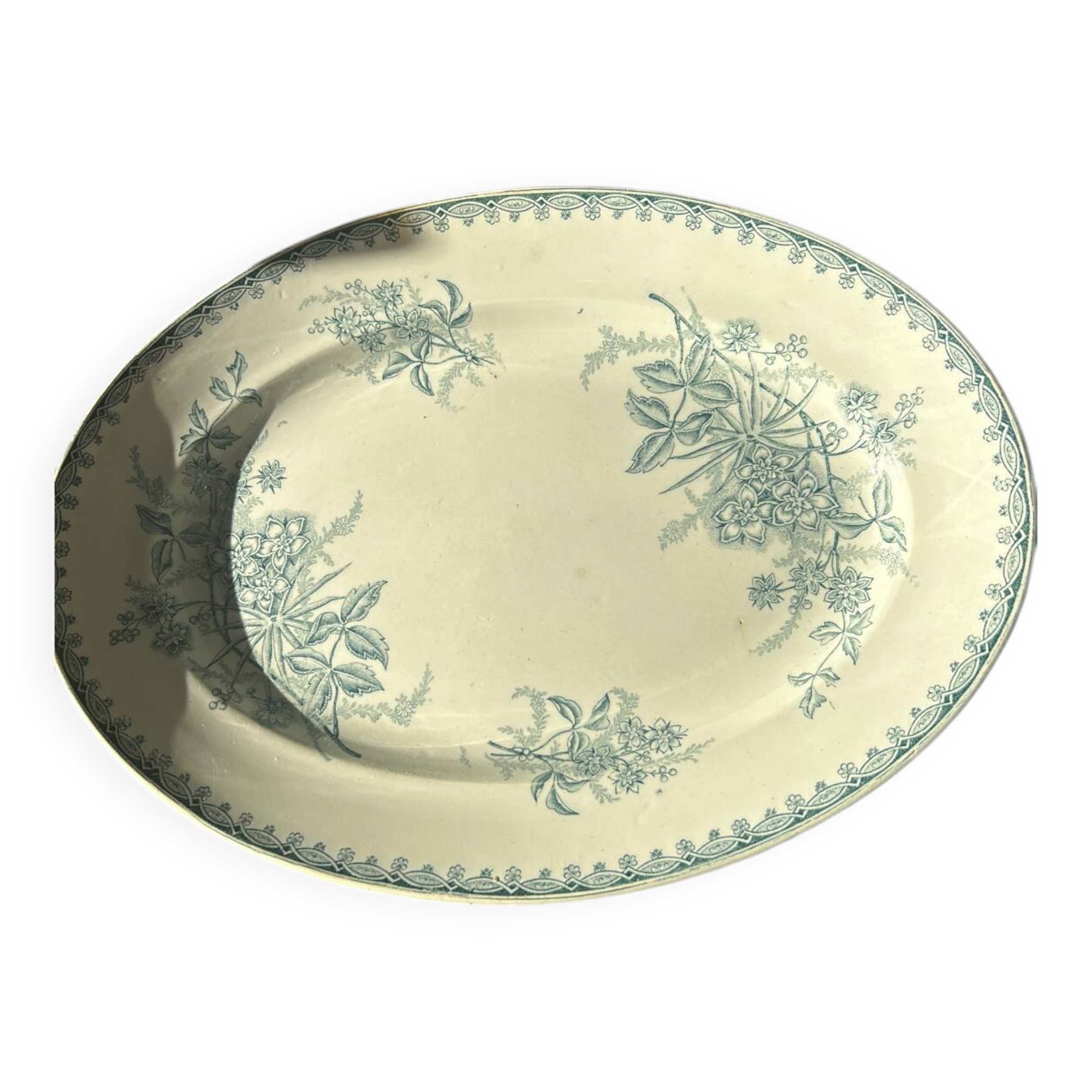 Oval iron earth plate The Amandinoise model Margot