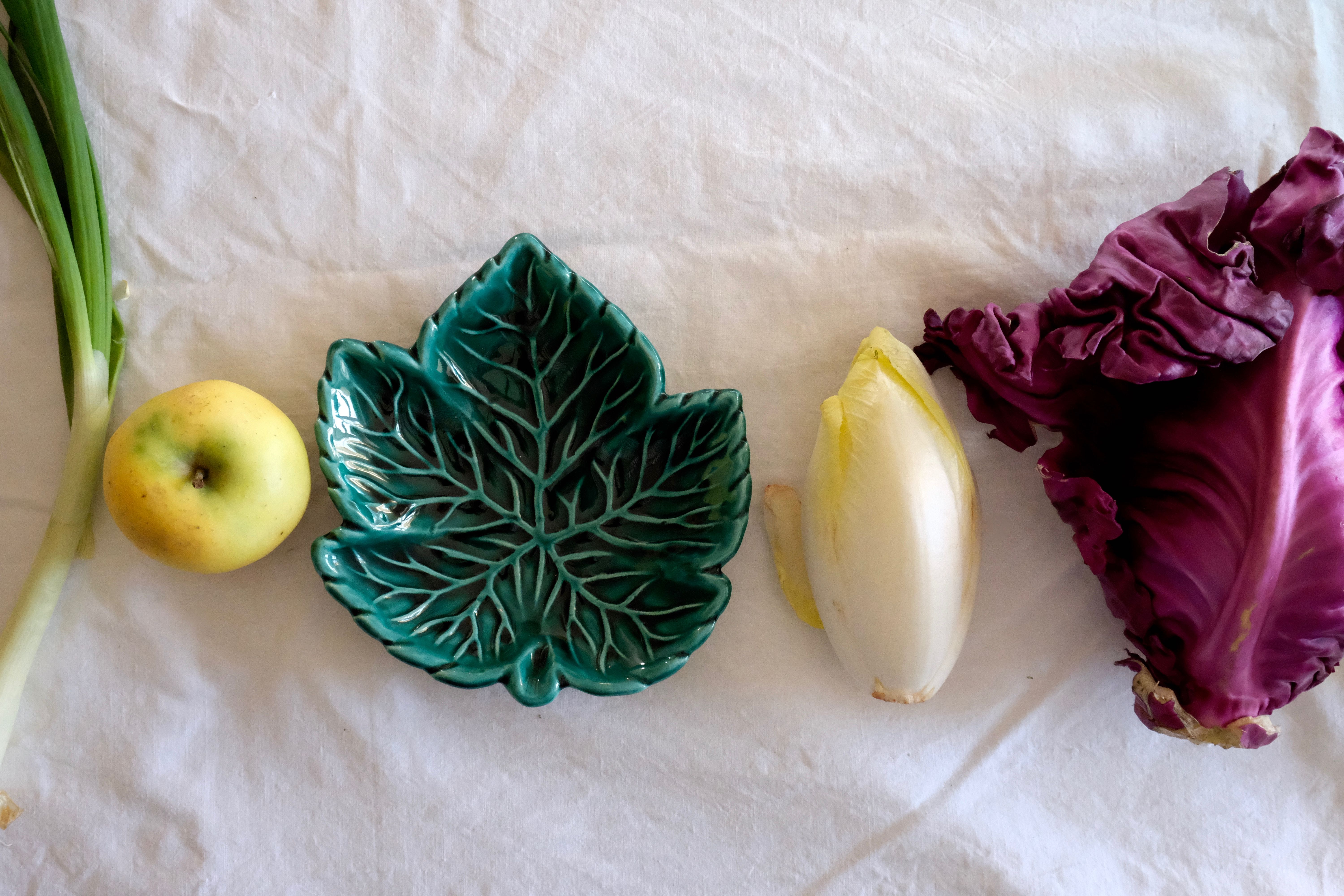 Vallauris vine leaf 1950 dabbling cup