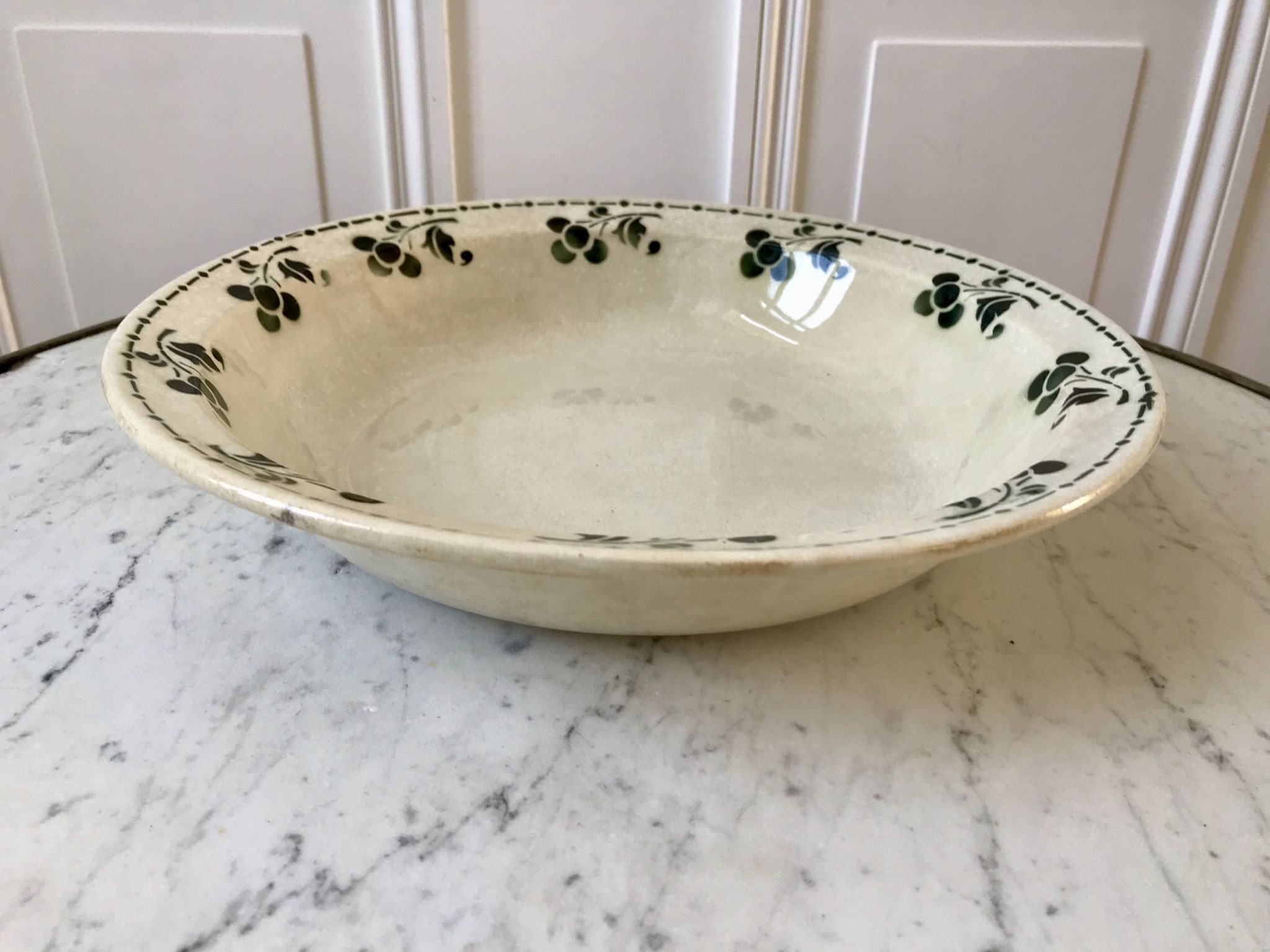 Hollow dish terre de fer badonviller model "cerisette" early twentieth century