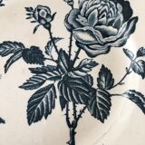 2 old flat plates decorated with dark blue roses in earthenware. Two different settings