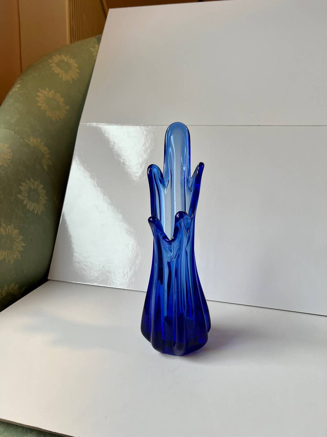 Vintage blue blown glass bud vase