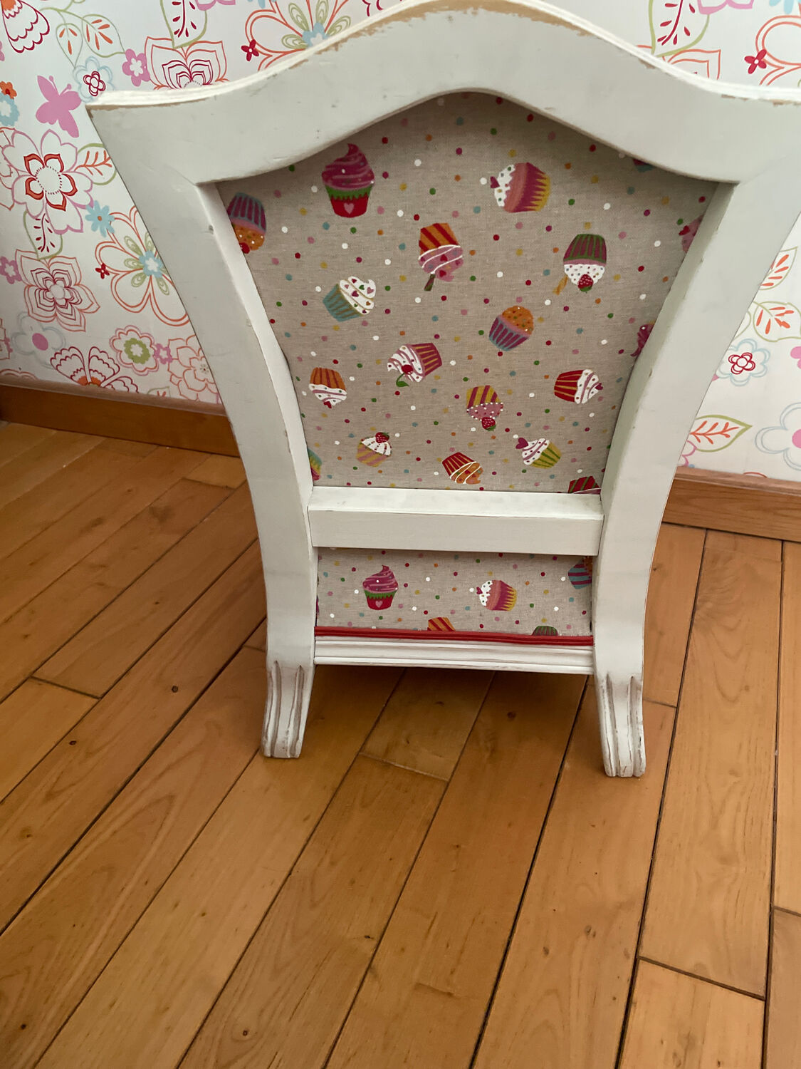 Child armchair