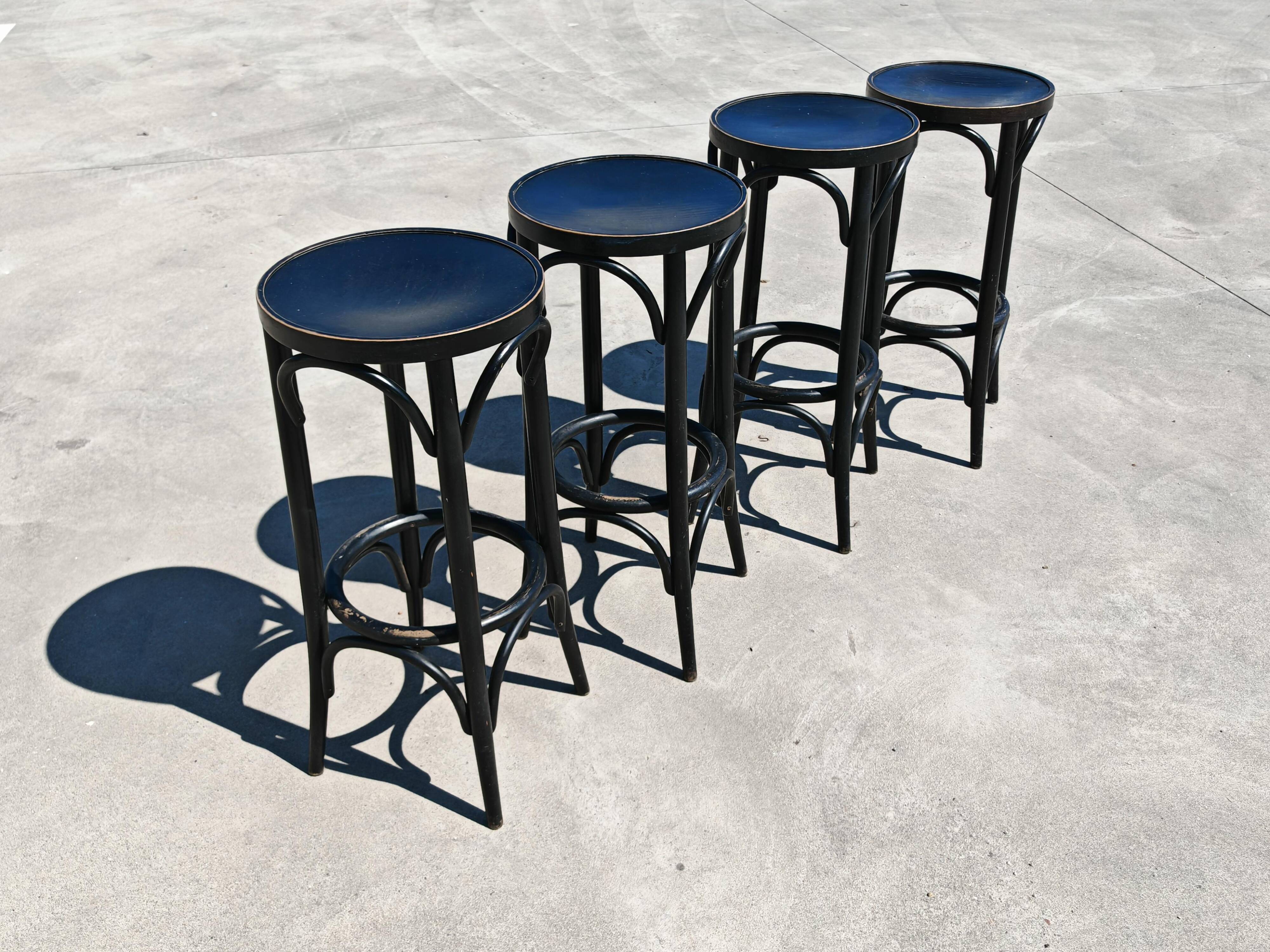 Vintage bent beech bar stool Mundus 1970s