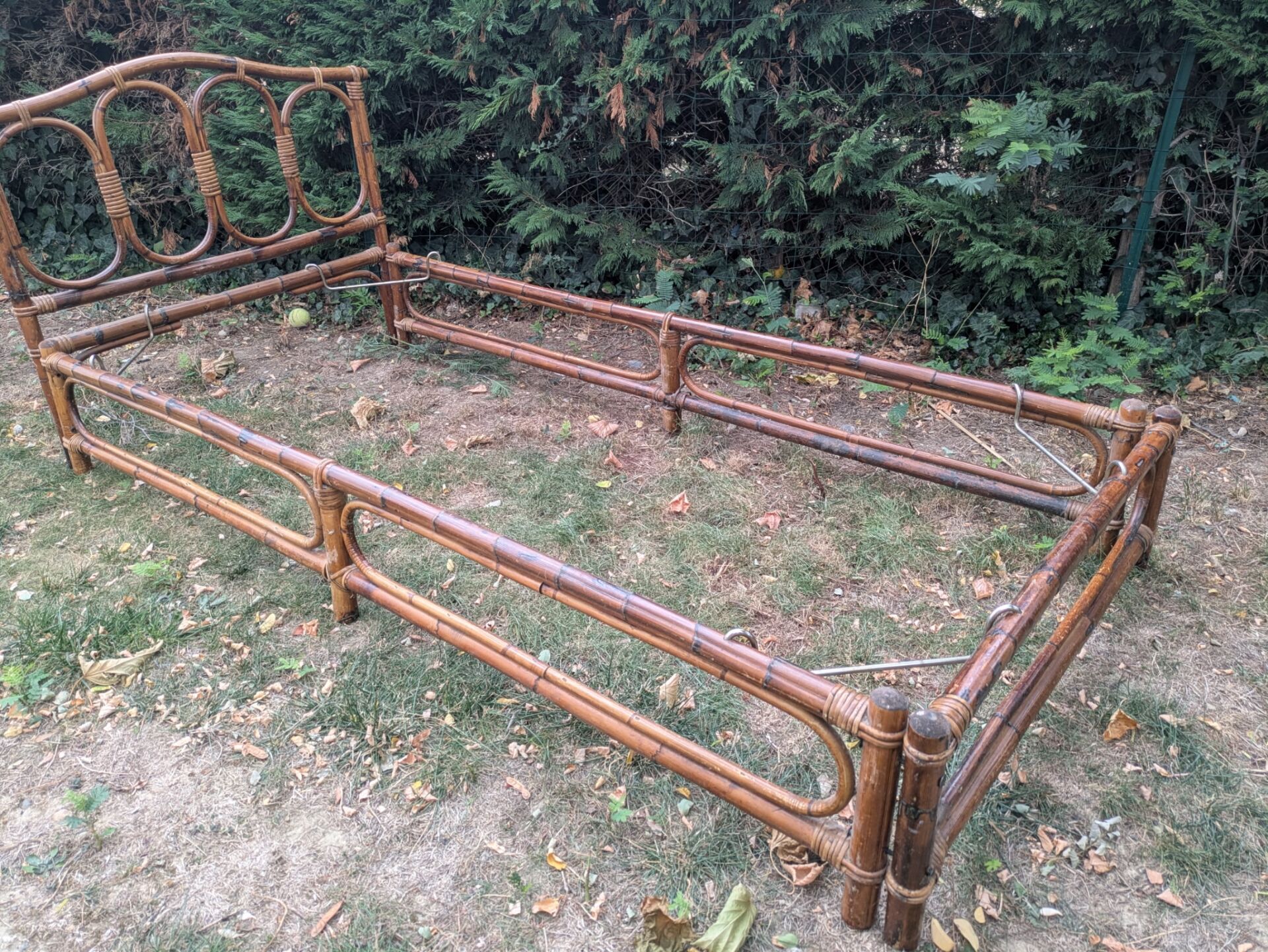 Bamboo Bed Model Manou