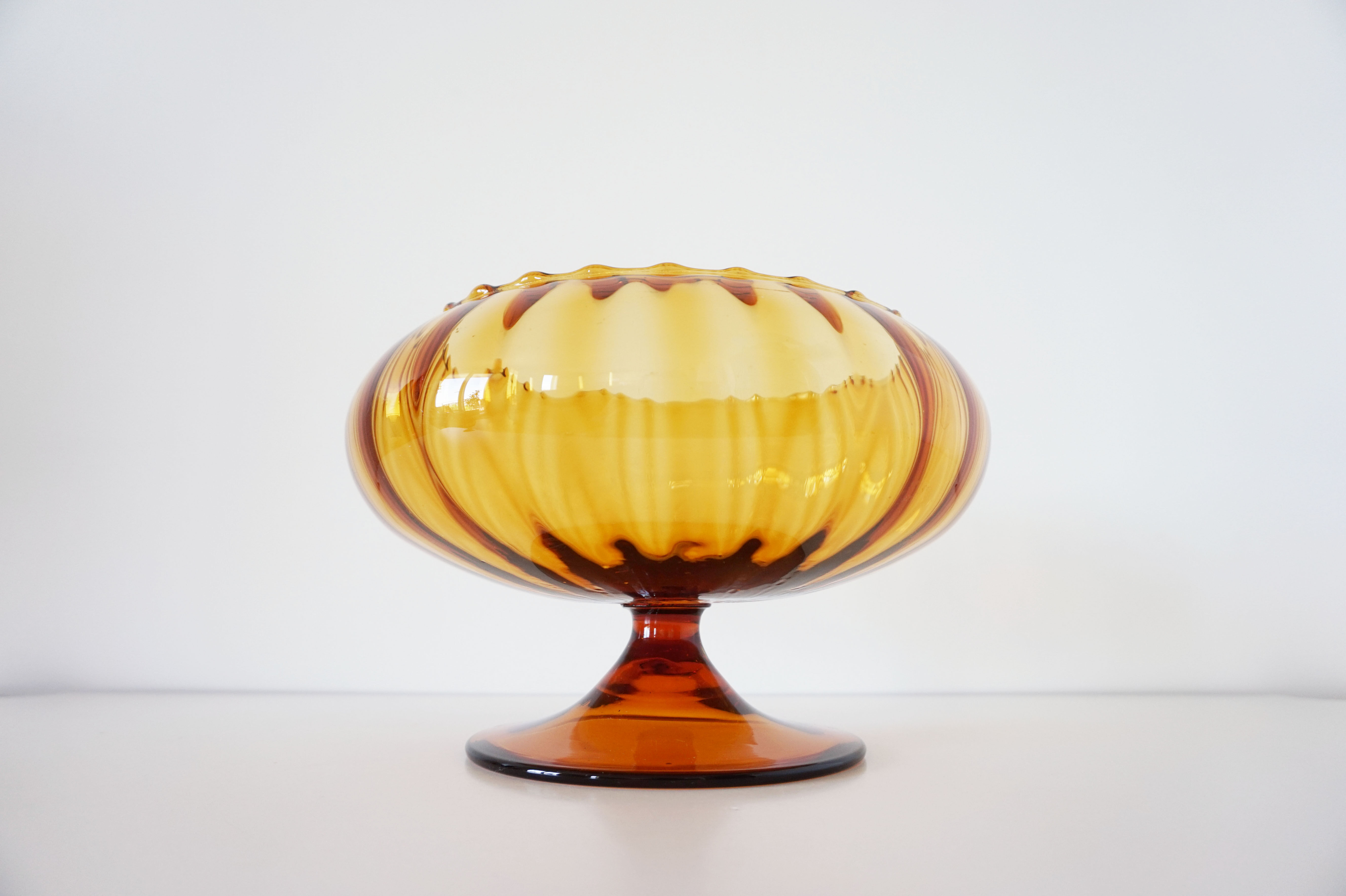 1960 blown glass standing cup