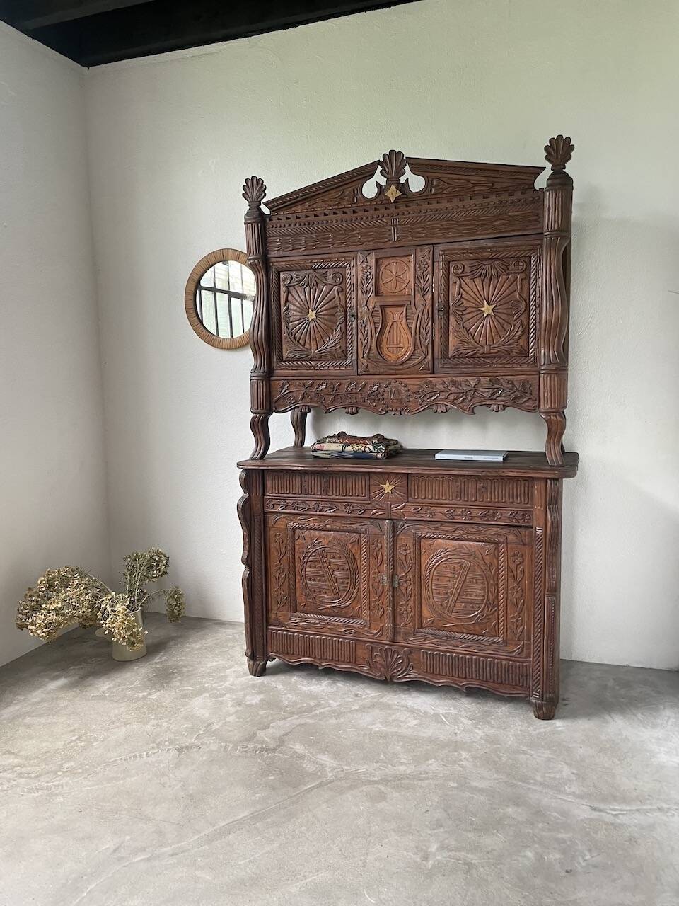 Auvergne brutalist folk art furniture 1890