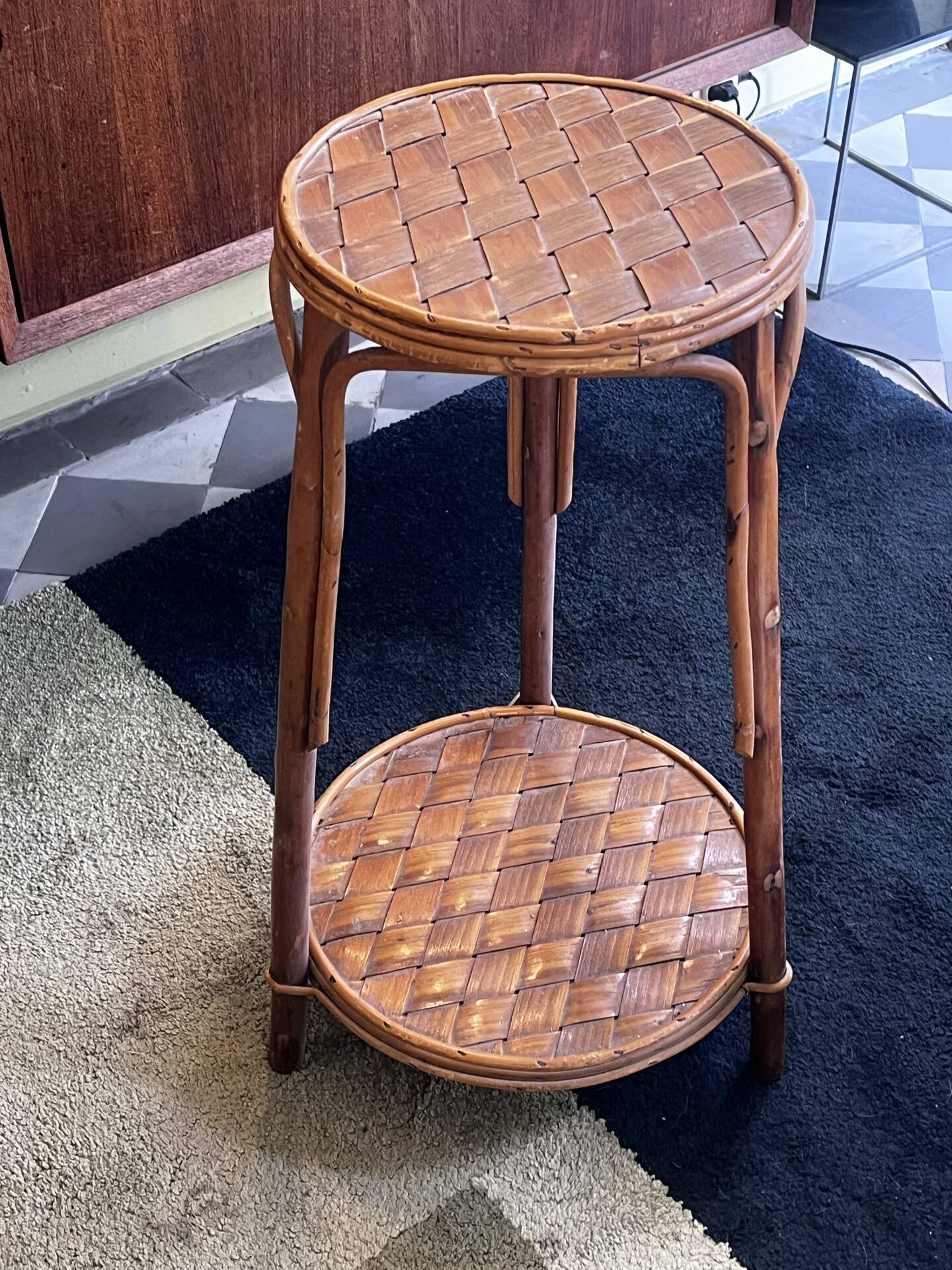 Side table / Occasional table Chestnut. Vintage rattan.