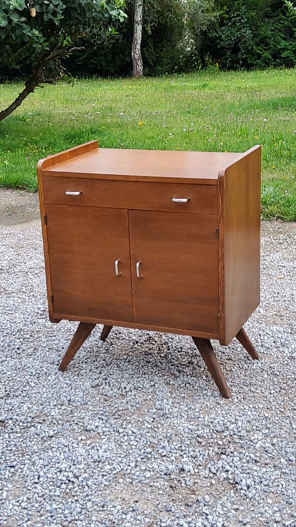 Vintage oak chest of drawers feet compass and fins of the 50s 2 doors 1 drawer