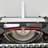 Typewriter erika 40 blue and white 70s made in germany