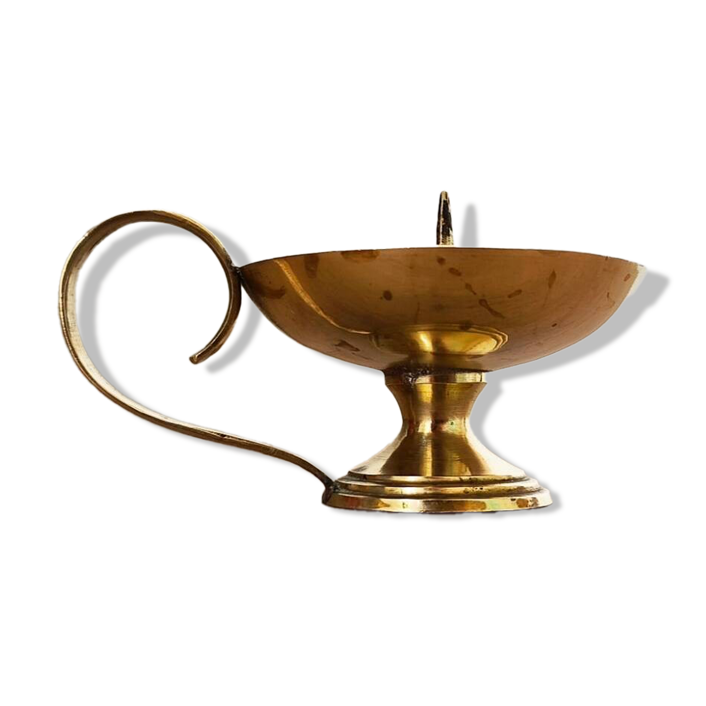 Cellar rat candle holder