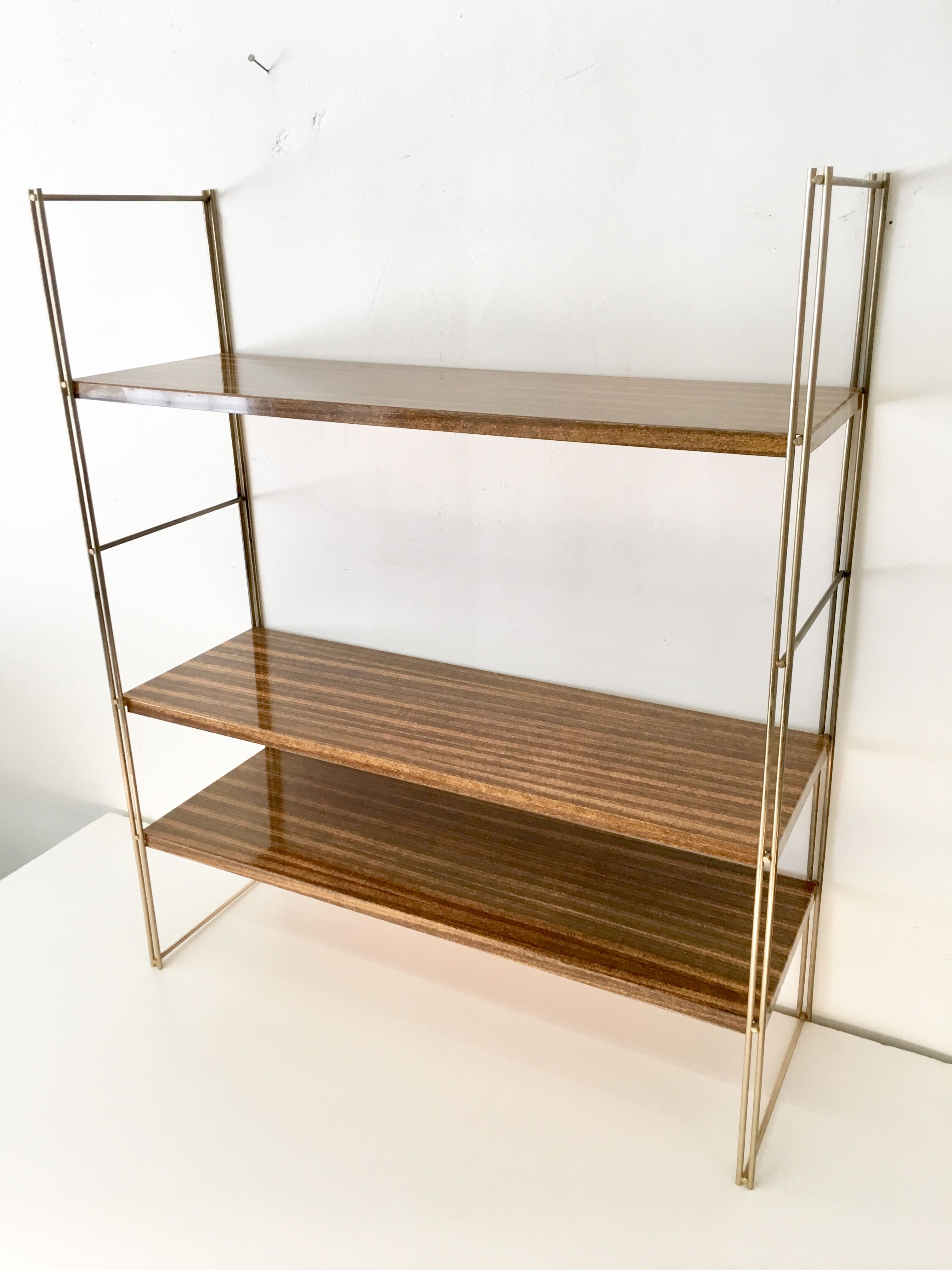 Etagere vintage string metal faux wood very deco 1960