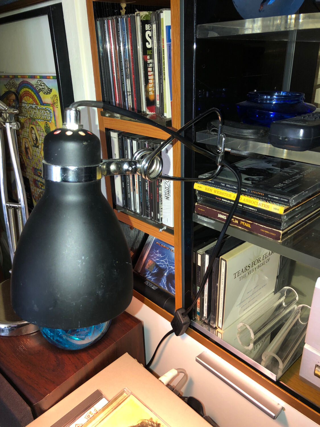 Black/pink clip spotlight