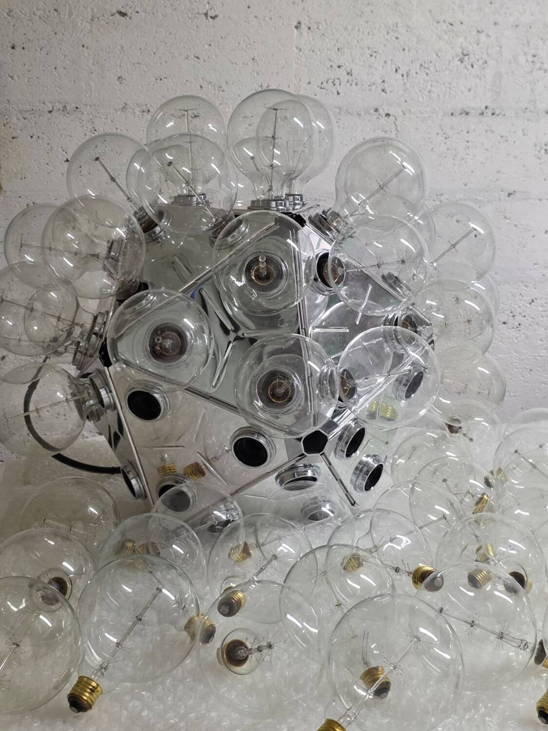 Suspension Taraxacum 88 – Flower – Design by Achille Castiglioni – Very good