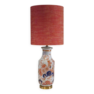 Vintage ceramic table lamp with Imari-inspired pattern.