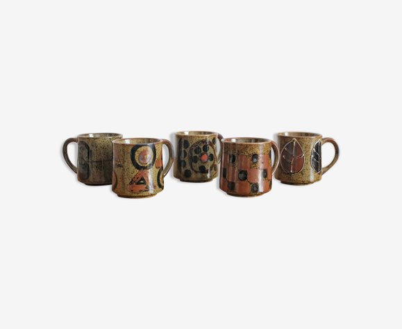 5 mugs en grès vintage années 70