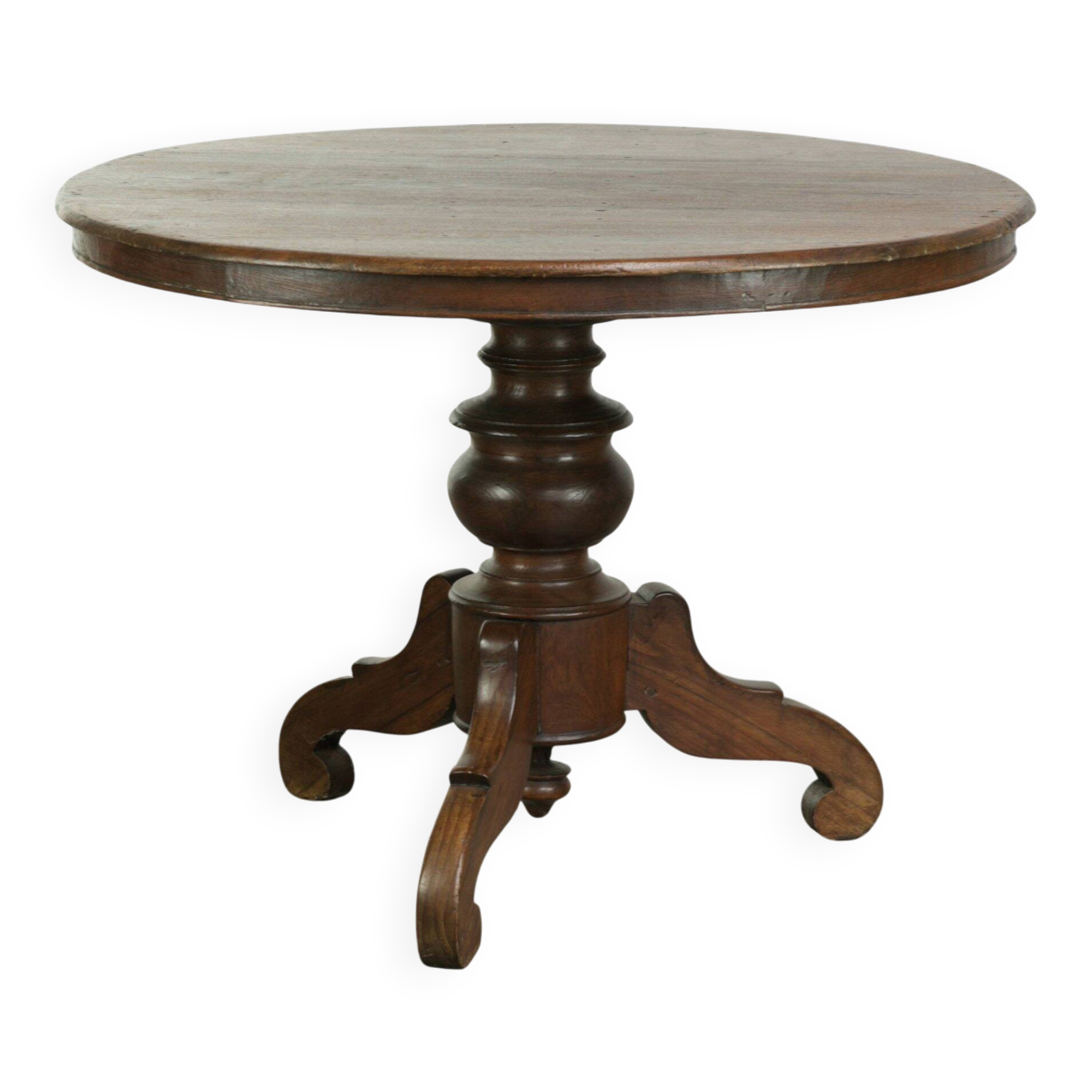 Table à manger ronde rustique en bois subtil avec une belle apparence.