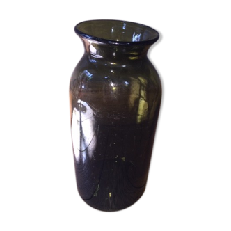 Green vase