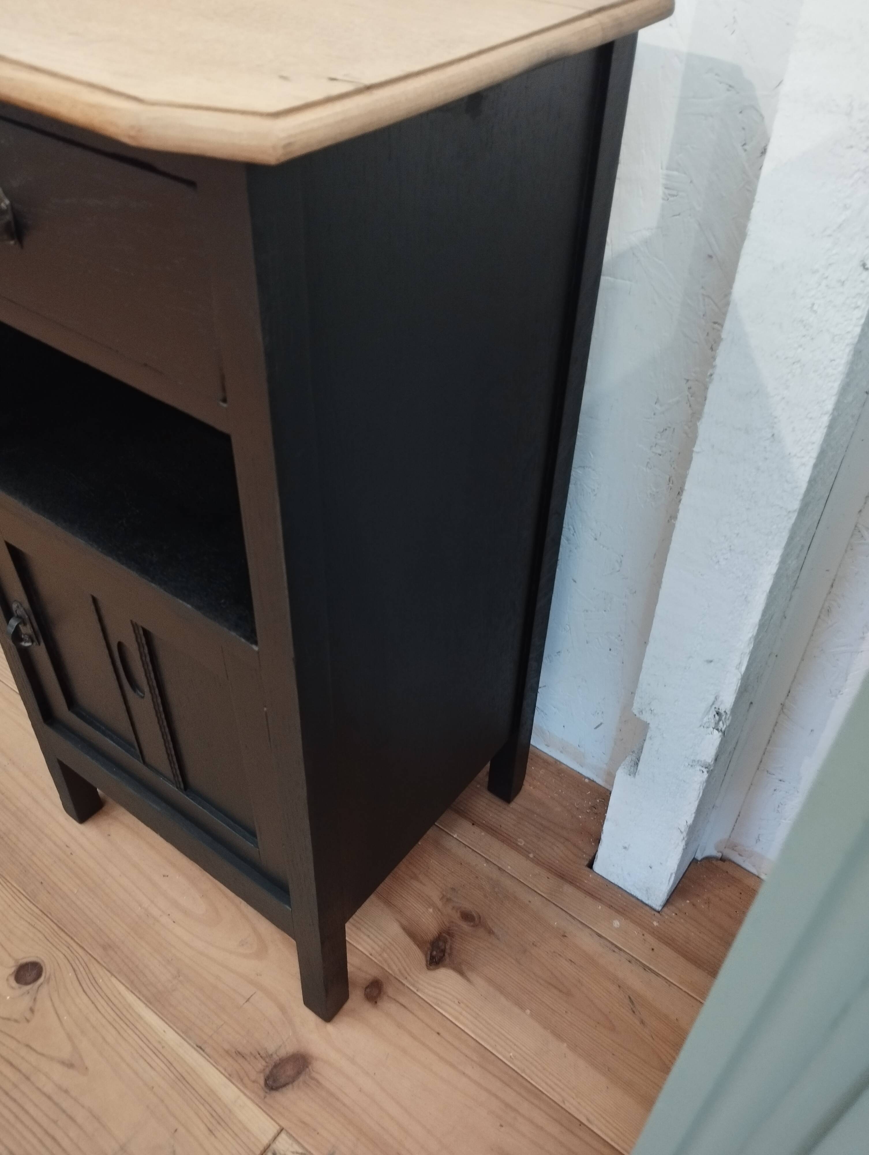 Desk, console