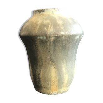 Greber sandstone vase