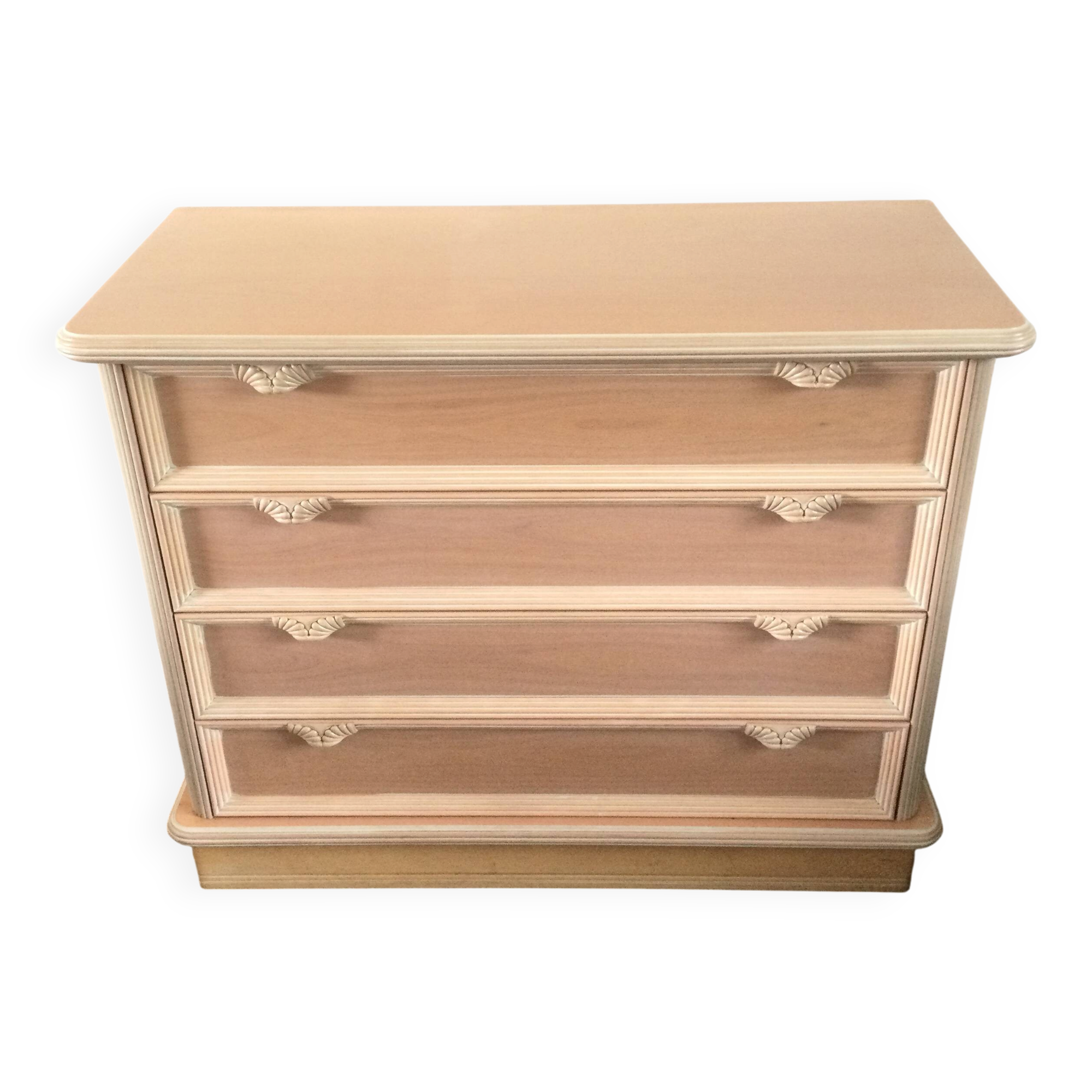 Rose Commode with Four Drawers