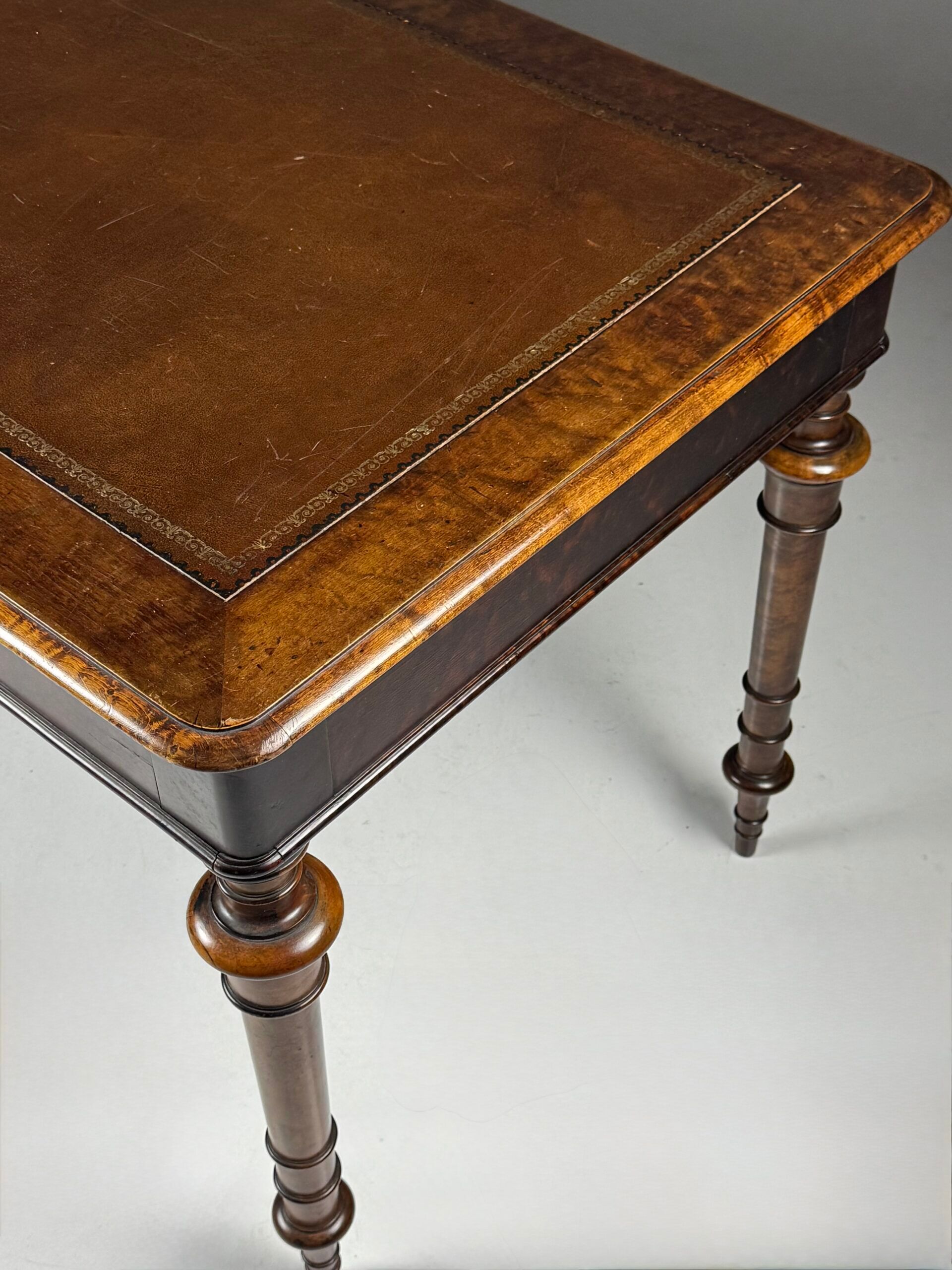 Victorian writing desk 1850-1870
