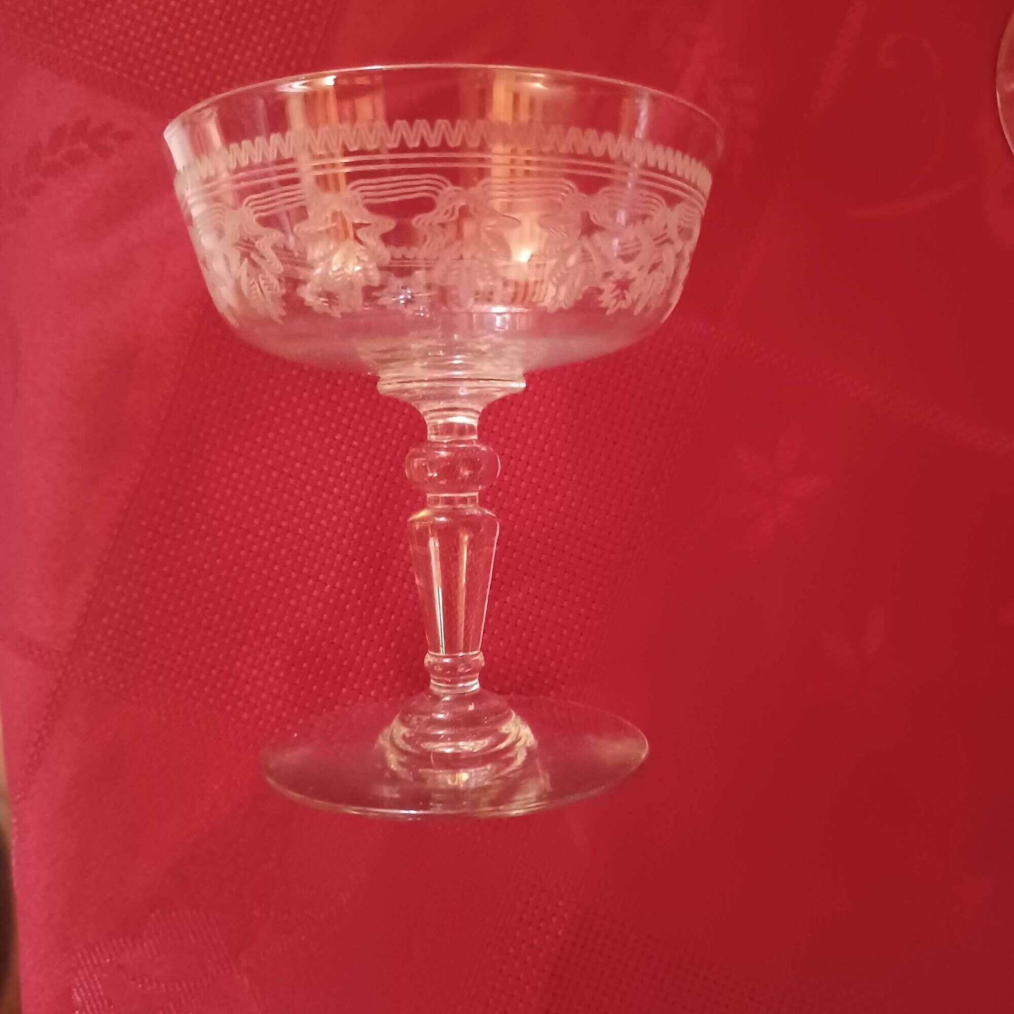 Champagne coupe baccarat