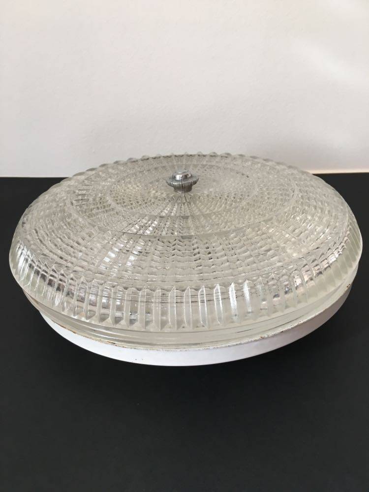Round vintage ceiling light with metal support