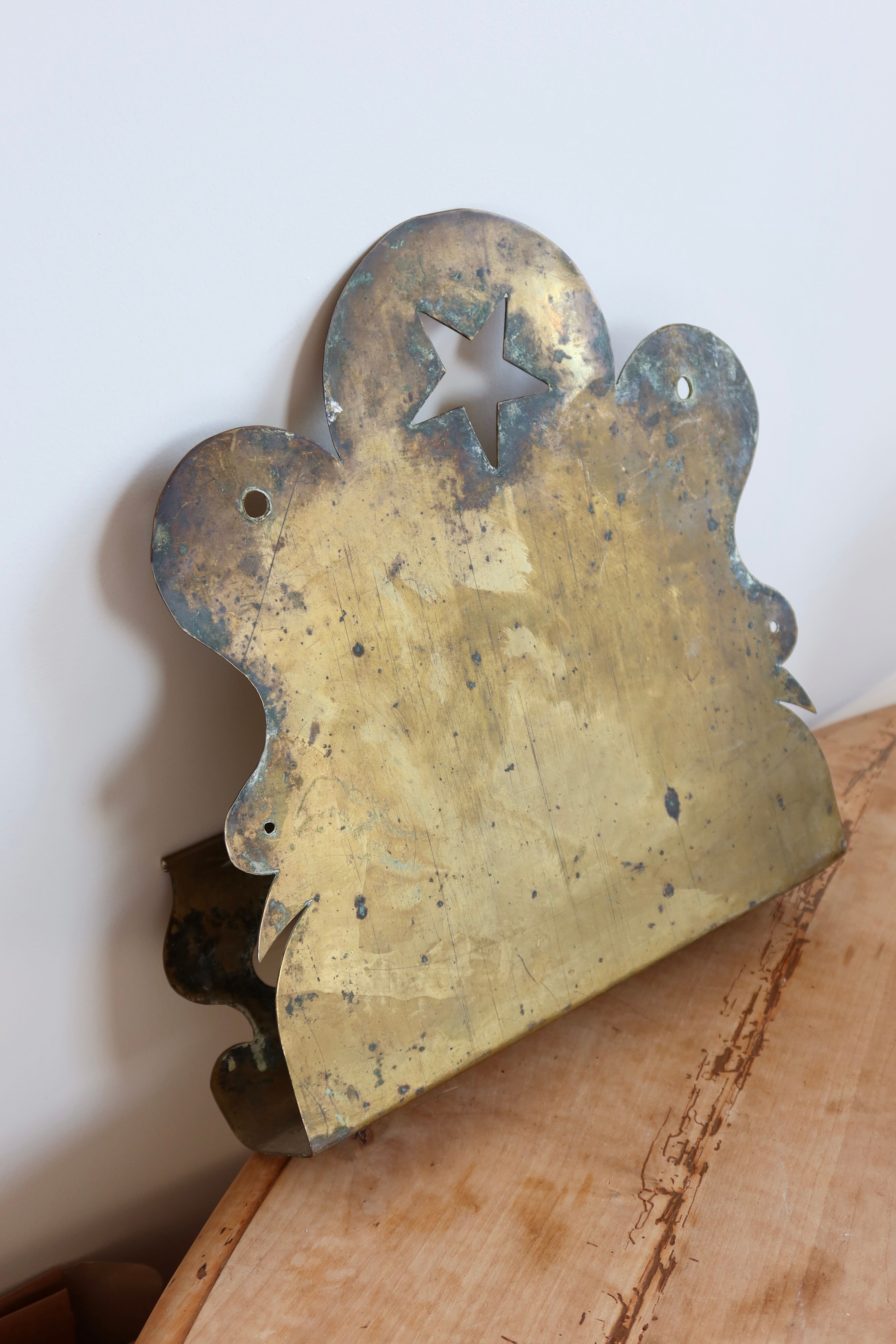 Vintage brass letter holder - Wall-mounted letter rack