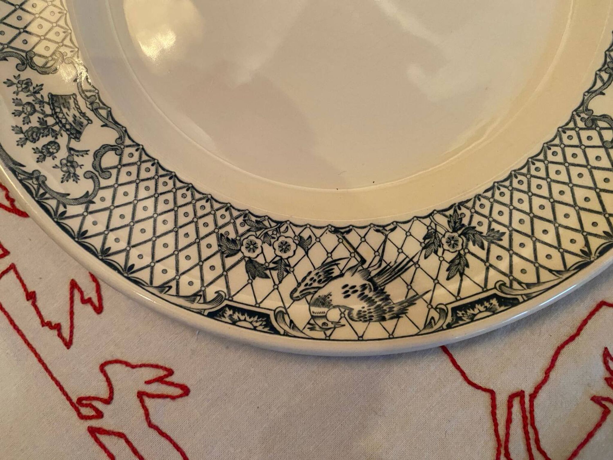 Set of 2 Mason's ironstone dinner plates