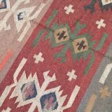 Kilim rug in jute and cotton. 125cm x 195cm