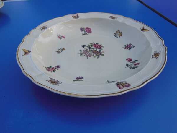 Plat en porcelaine estampillé bernardaud - limoges