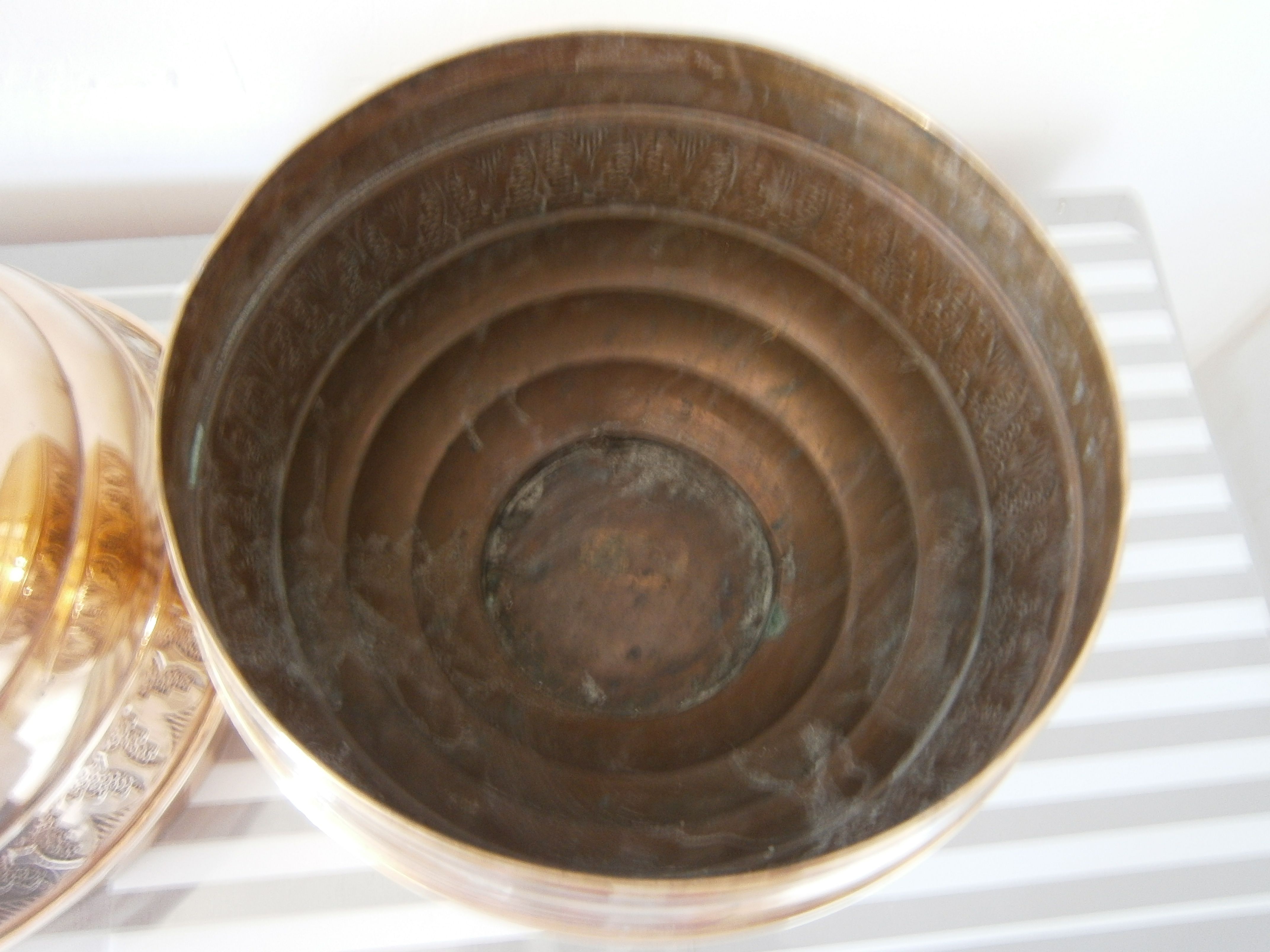 Cache pot