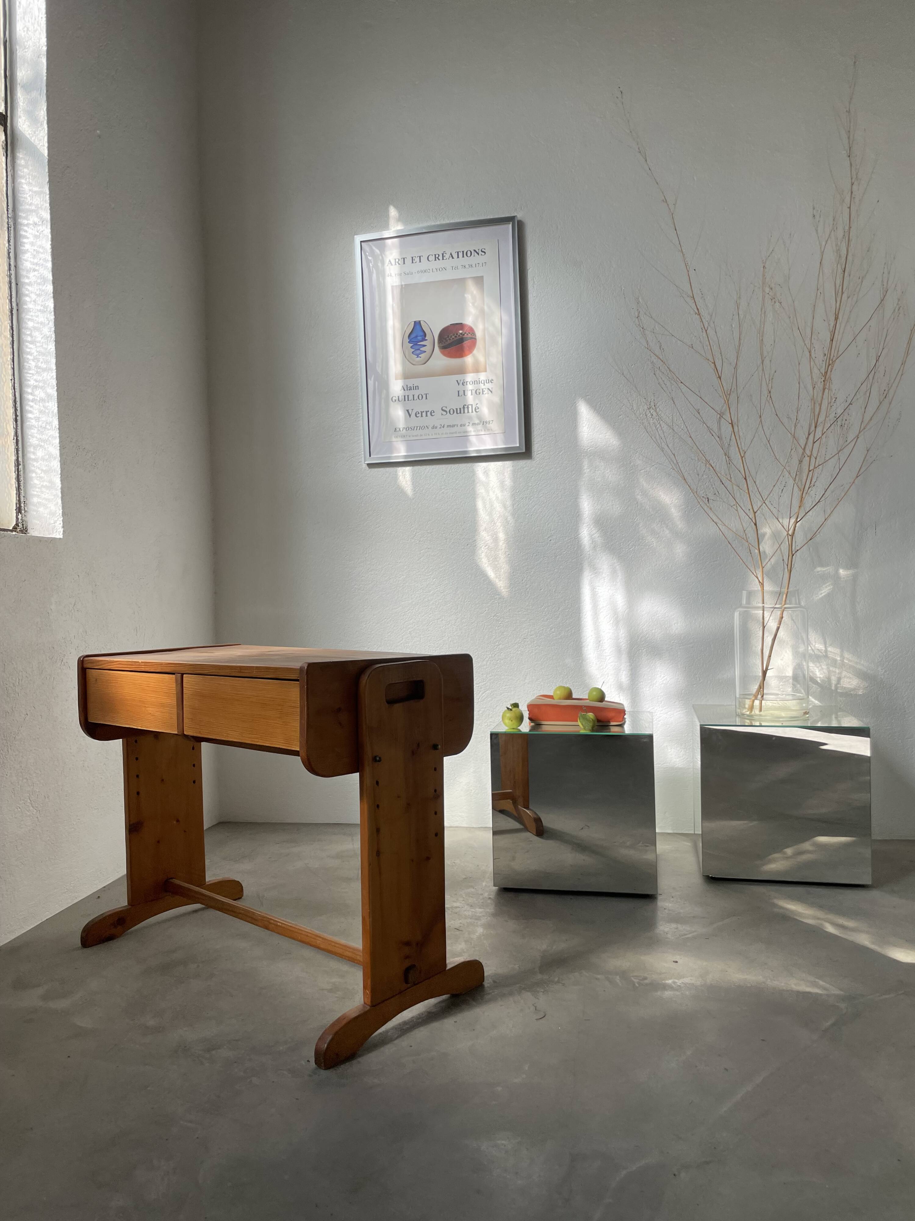 Children's pine desk from the 80s
