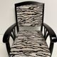 Fauteuil style Louis XV zébré