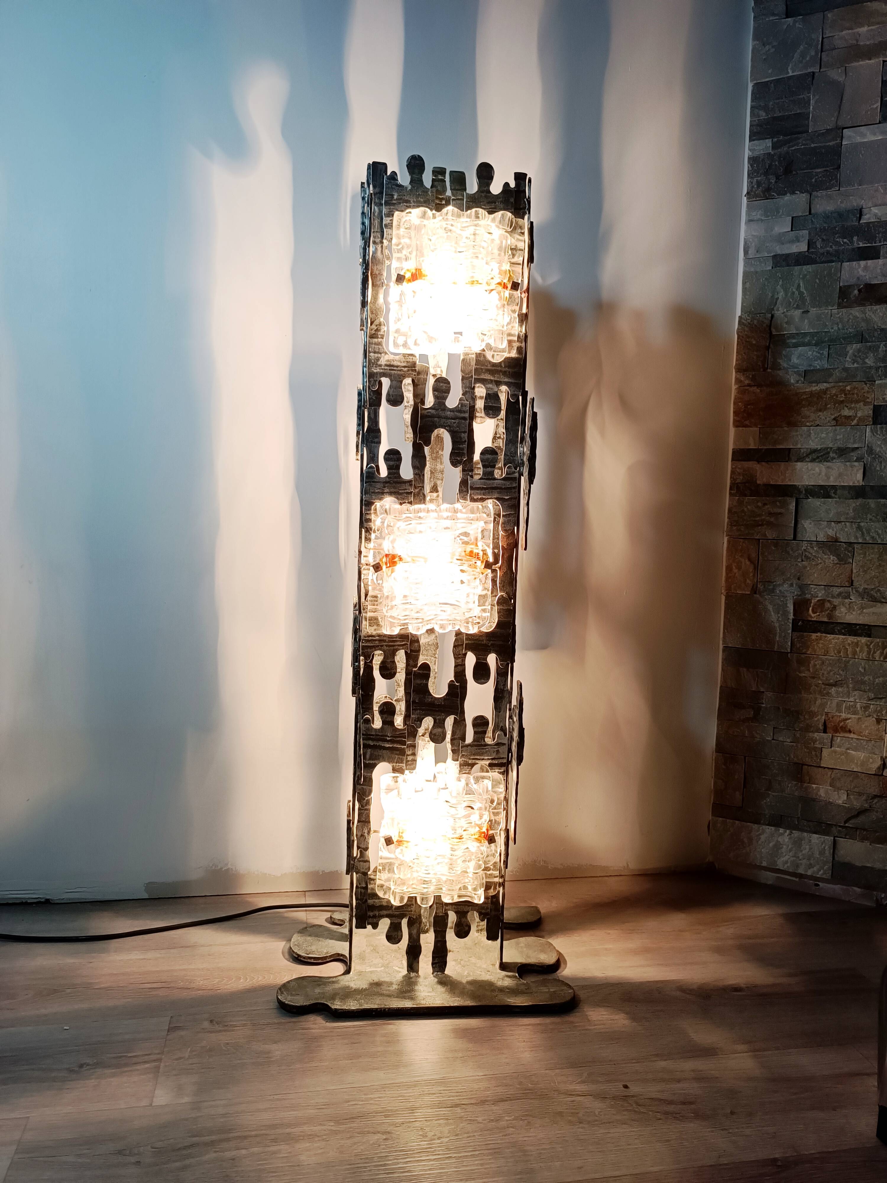 Brutalist sculptural floor lamp by Albano Poli for Poliarte 1970s