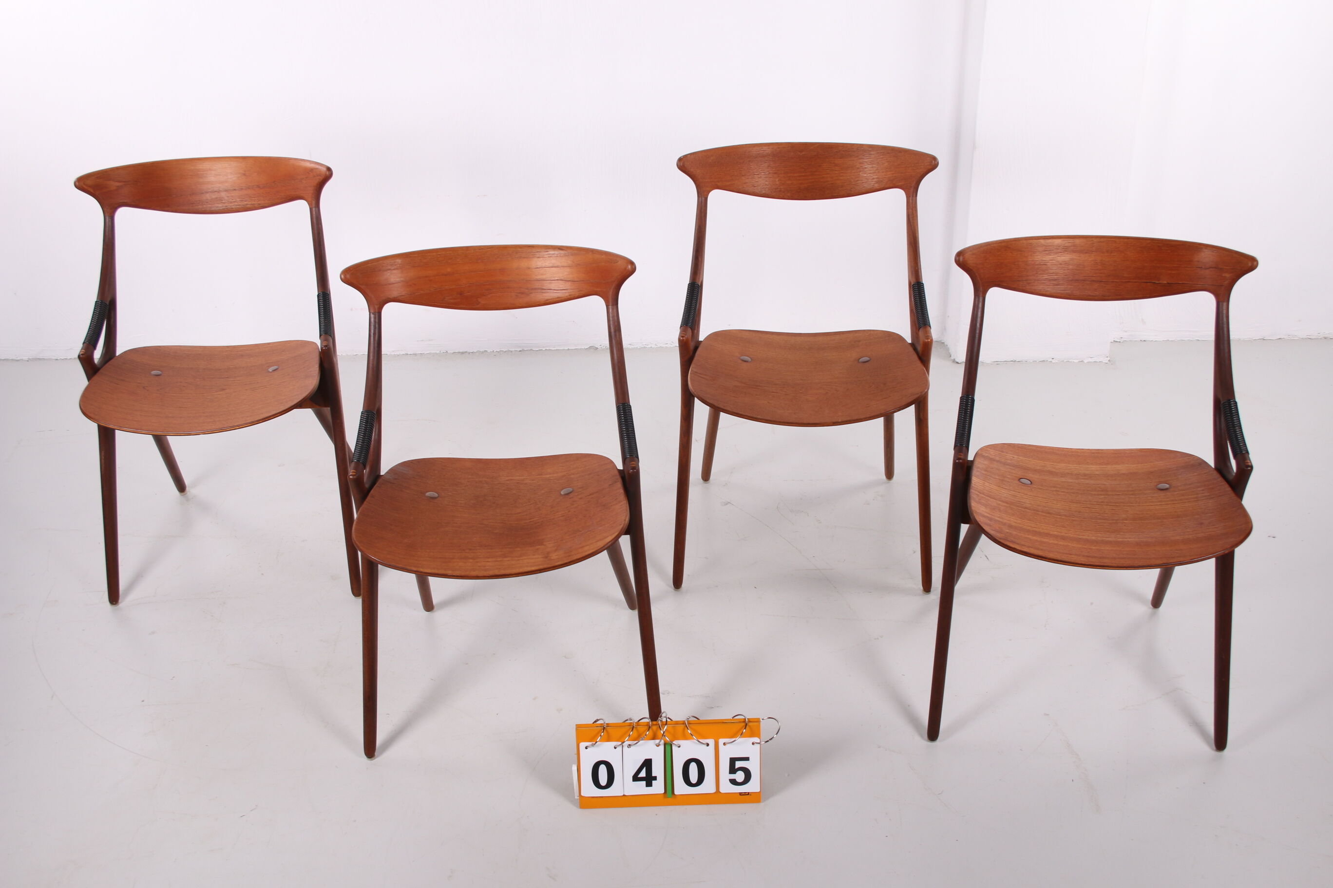 Set of 4 teak chairs model 17, Arne Hovmand Olsen for Mogens Kold, 1950s