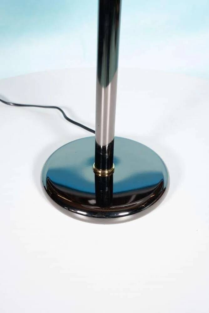 Vintage 70s lamp, Memphis design desk lamp with a ball joint.