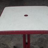 Bistro table