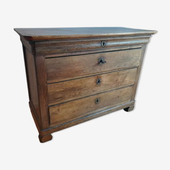 Molded blond oak chest of drawers